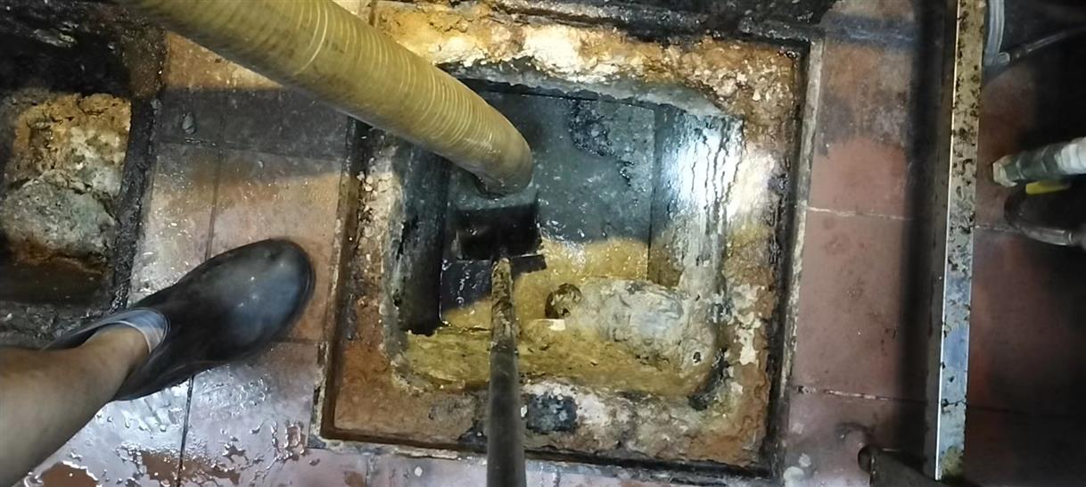 焦作污水池清理一般都有毒气，怎么预防中毒呢？